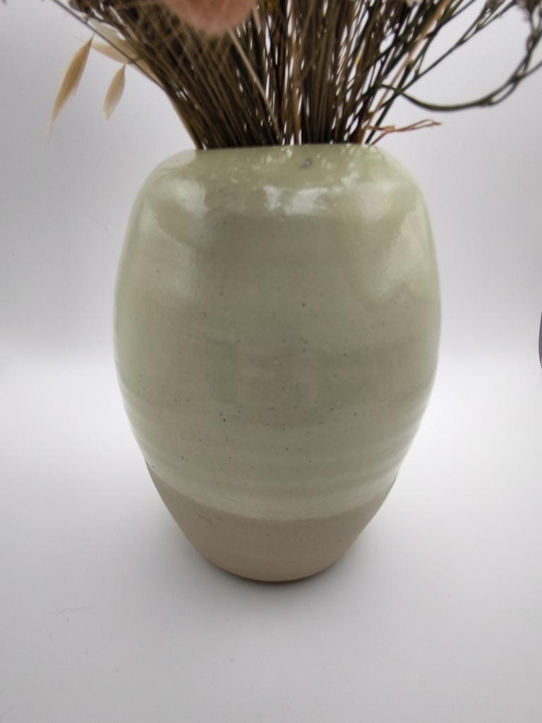 Vase refermé